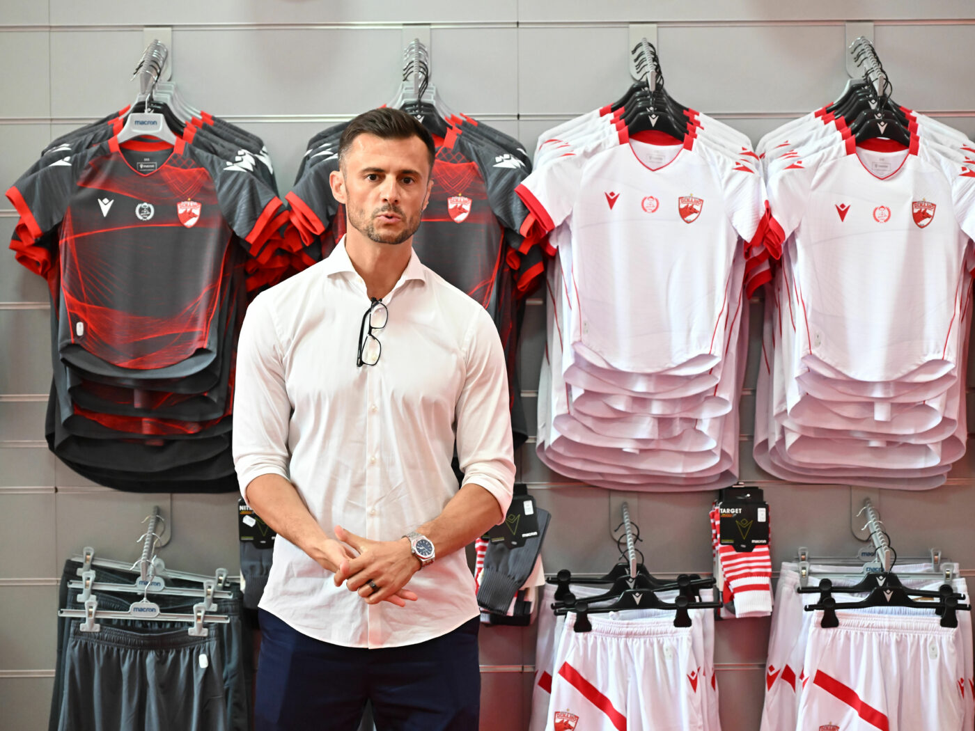 Dinamo îşi face echipă de Top 3 în Superliga. Anunț despre transferul unui „număr 1” incontestabil