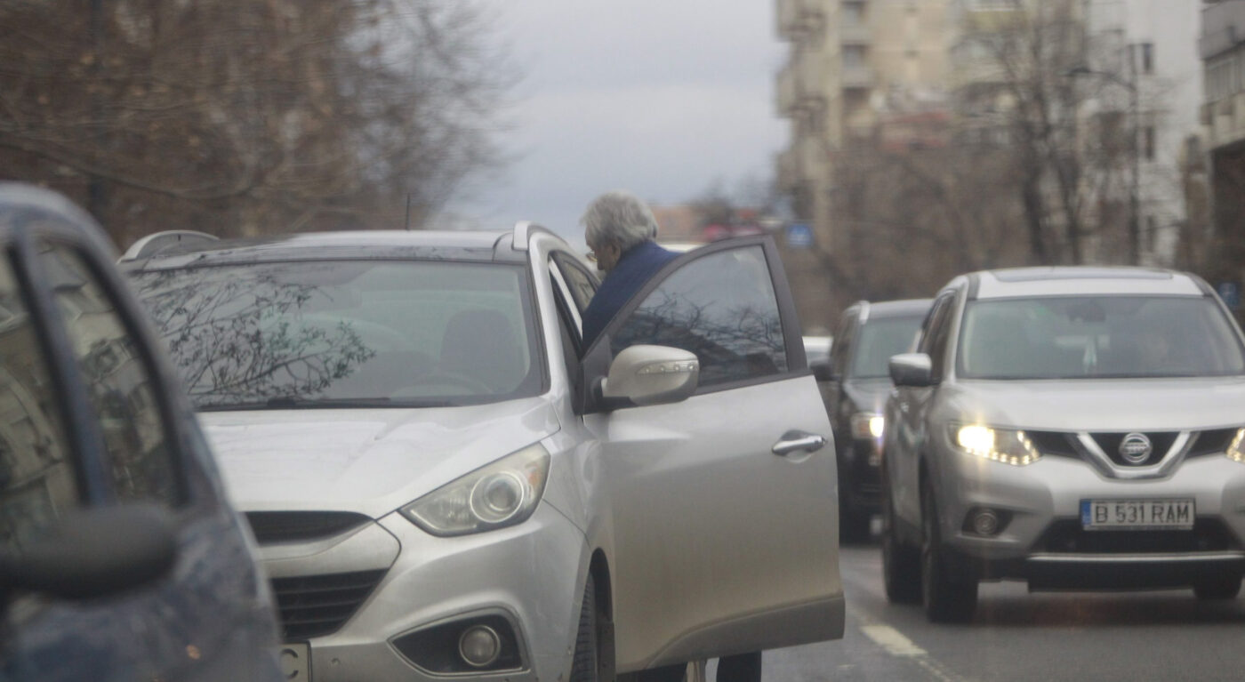 Divorțul legendei României e cu scandal! La 79 de ani de judecă pentru partaj cu femeia care i-a fost soție timp de 53 de ani: „Fac naveta Oradea – Bucureşti”