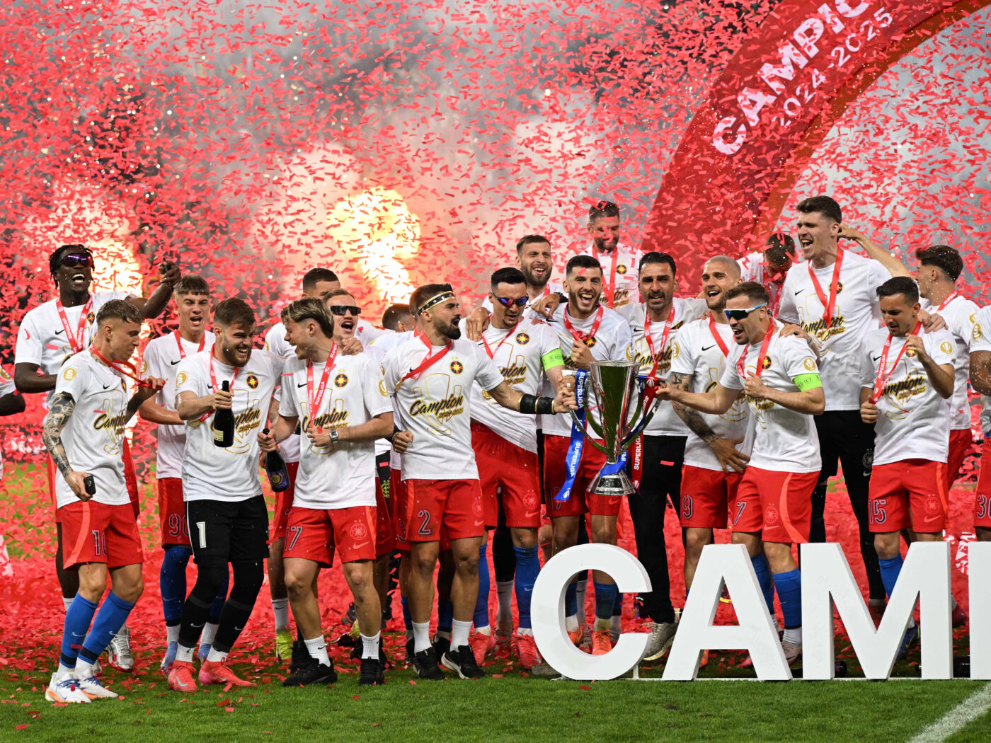 FCSB, ce lovitură! Şase fotbalişti ai lui Gigi Becali au fost aleşi