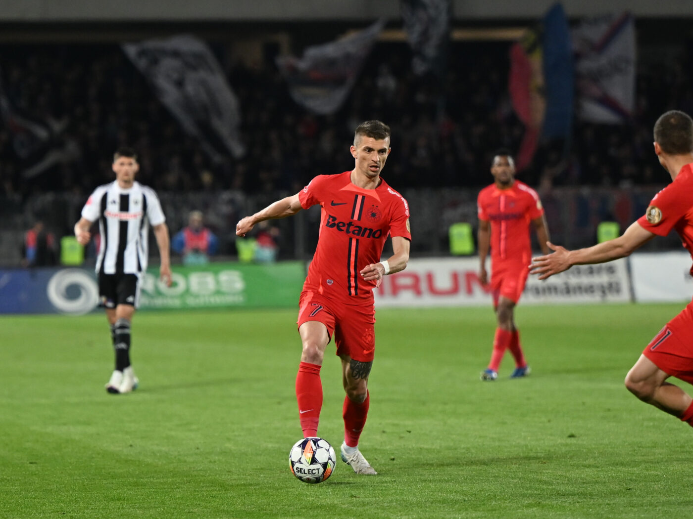 Florin Tănase a luat 1.000.000 de euro într-un sezon la FCSB, dar vrea și mai mult: „Gândul nostru e la grupele Champions League”