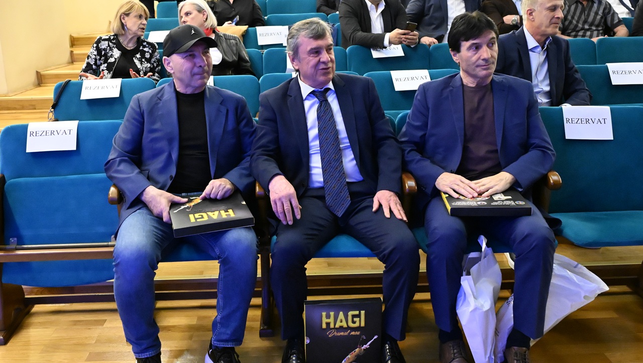 Fostul-atacant-din-Generatia-de-Aur-socat-dupa-ce-a-vazut-moartea-cu-ochii-„A-fost-chemat-doctorul-sa-faca-operatii-pe-cord-la-1-noaptea.jpg