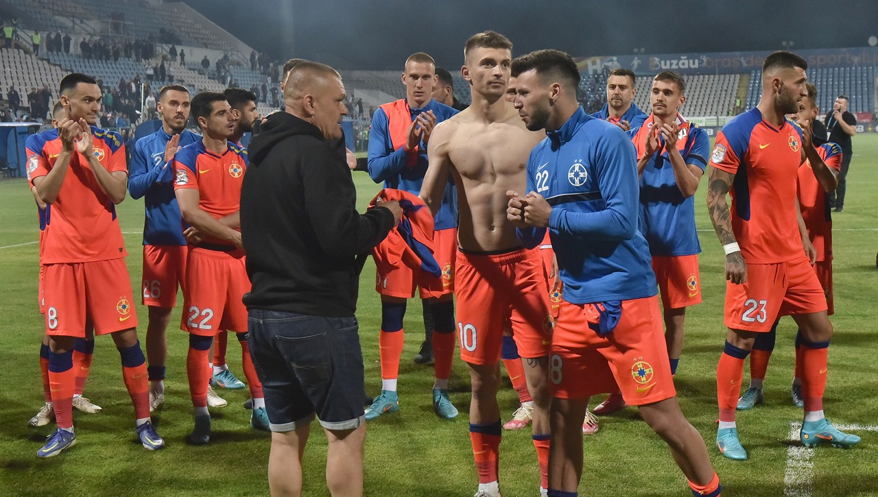 Gheorghe Mustață, rol de antrenor secund la FCSB. L-a băgat în şedință pe fotbalistul „tocat” de Gigi Becali şi ofertat de Dinamo: „Asta i-am zis”