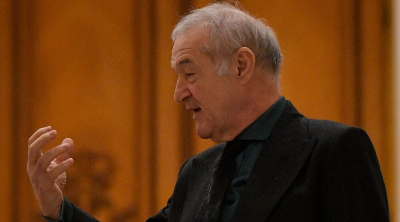 Gigi Becali a făcut gestul spre femeia pe care a numit-o „călăul” lui: „A înmărmurit!”