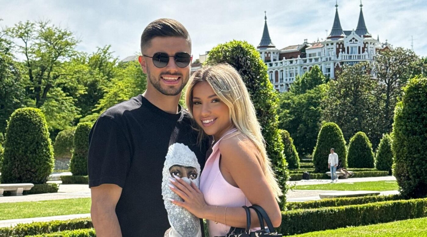 Iubita lui Horațiu Moldovan a atras toate privirile la nuntă. Cum şi-a făcut apariția cântăreața Aza Gabriela