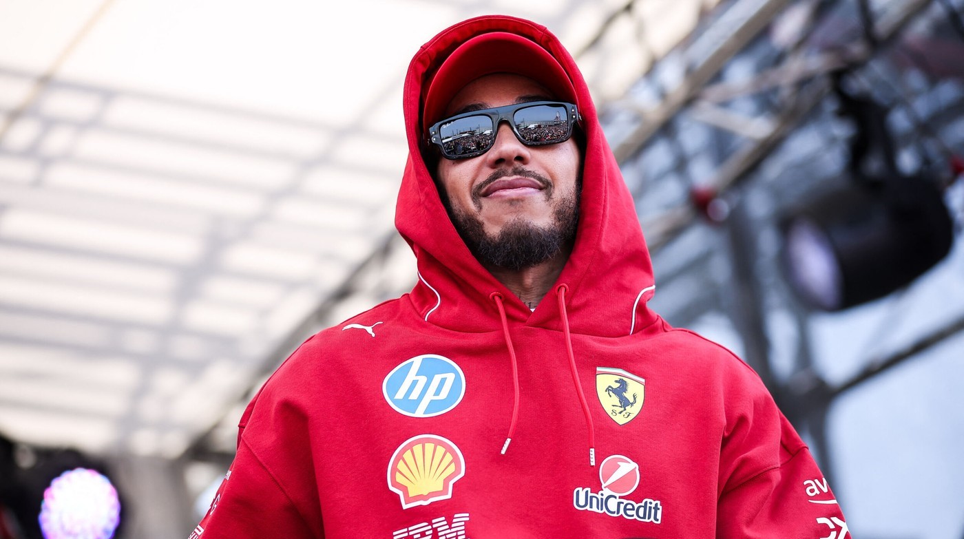 Lewis-Hamilton-a-recunoscut.-„Imi-sta-inima-in-loc-pentru-o-secunda-de-fiecare-data-cand-primesc-mesaje.jpg