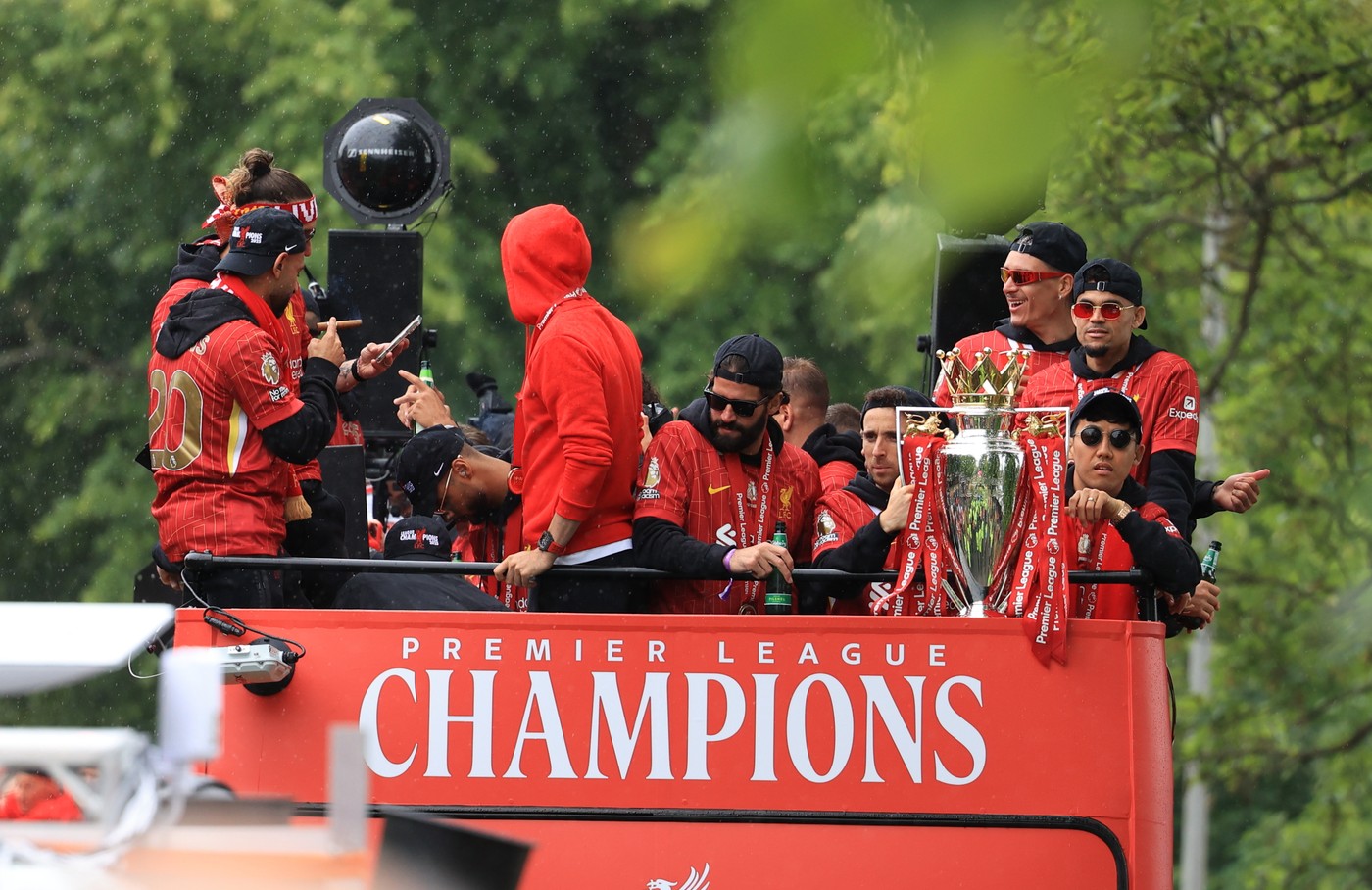 Liverpool își doboară recordul de transfer: a făcut oficial oferta de 130.000.000 pentru superstar
