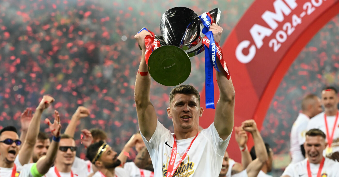 Ce cifre are portarul cu care Ștefan Târnovanu se luptă pentru un transfer la Galatasaray