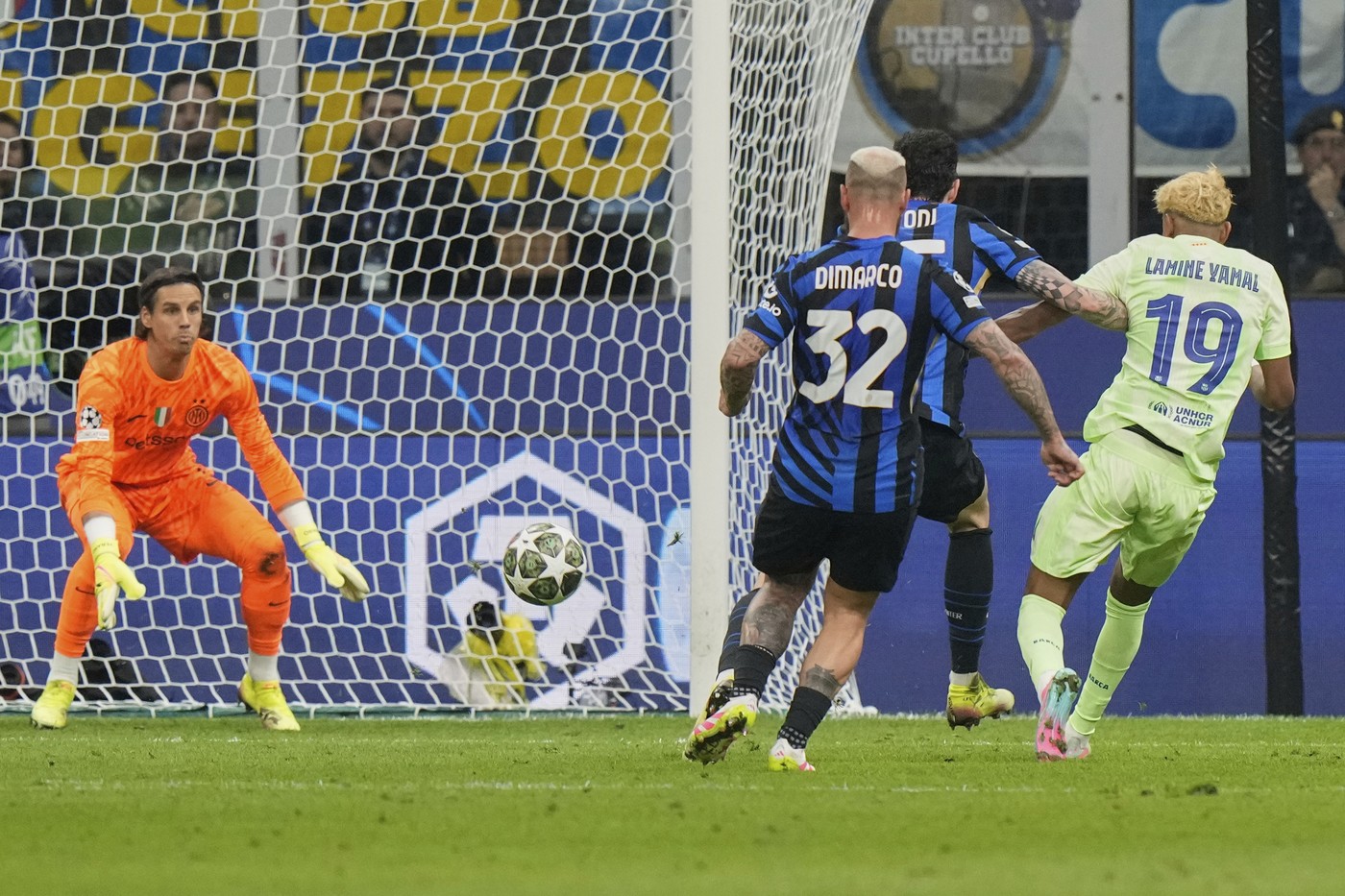 Notele-dupa-„thriller-ul-Inter-Milano-Barcelona-4-3-din-semifinalele-Ligii-Campionilor-italienii-s-au-calificat-dar-omul-meciului-e-din-tabara-catalana.jpg