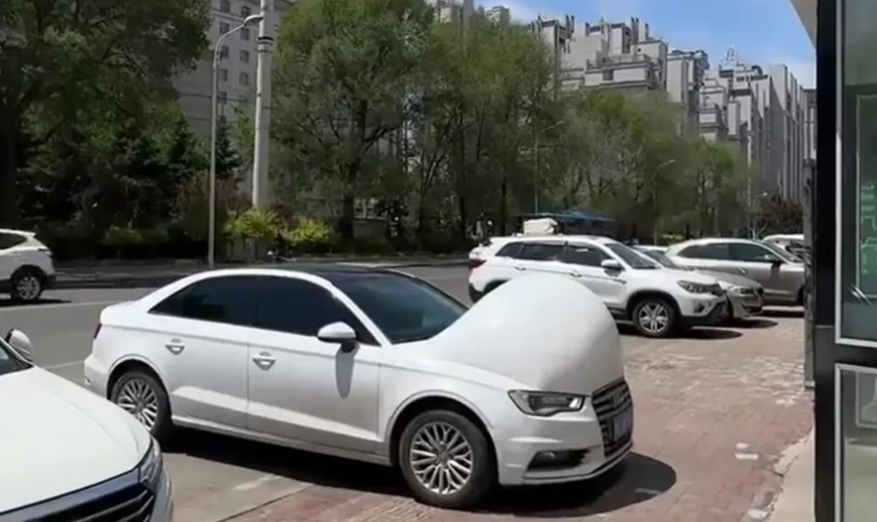 Secretul „maşinilor însărcinate” din China. Sunt mărci europene celebre