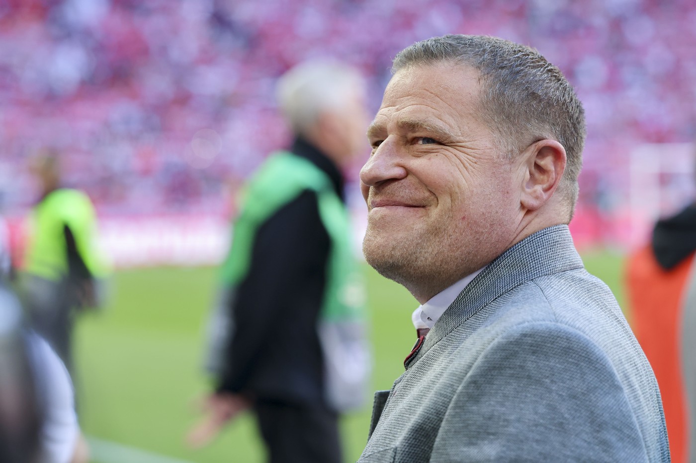 Şeful lui Bayern Munchen, reacție după ce părinții fotbalistului pe care bavarezii vor să-l transfere cu 150.000.000 de euro s-au întâlnit cu oficiali de la Manchester City şi Liverpool