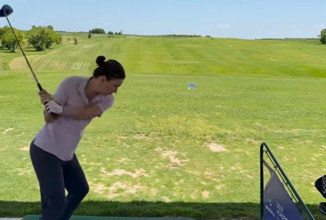 Simona-Halep-traieste-viata-de-lux-a-oamenilor-bogati.-S-a-tinut-de-cuvant-si-a-luat-o-pe-calea-golfului-3.jpg