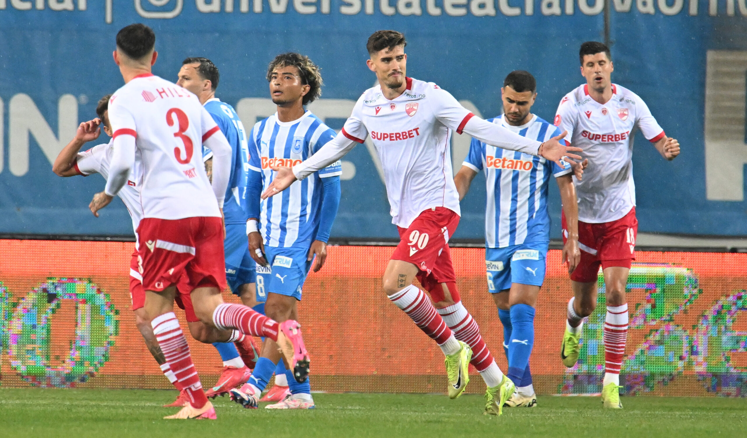 dinamo bucureşti vs universitatea craiova