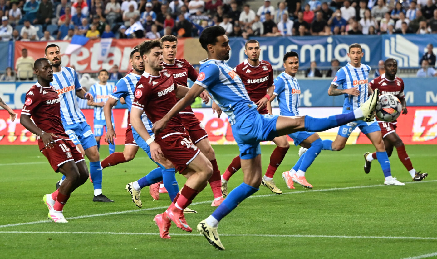 Universitatea Craiova – Rapid București 1-2, în etapa 7 din play-off-ul Superligii. Gafa lui Laurențiu Popescu netezește drumul spre titlu al celor de la FCSB