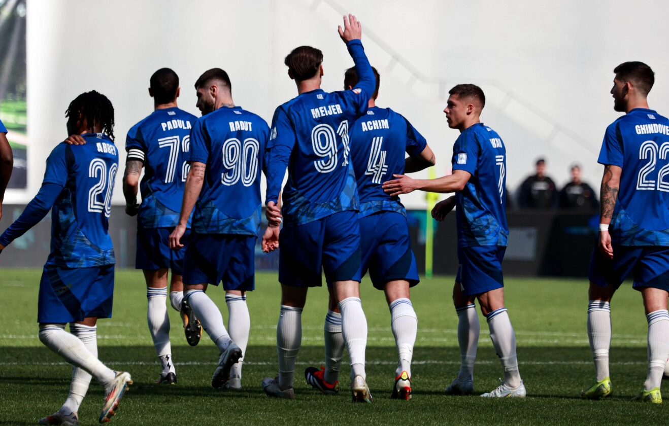 FCU Craiova a anunțat trei veniri într-o zi! A readus un tânăr format la propria academie, a revenit ”omul bun la toate” și a fost achiziționat un mijlocaș din Liga 3