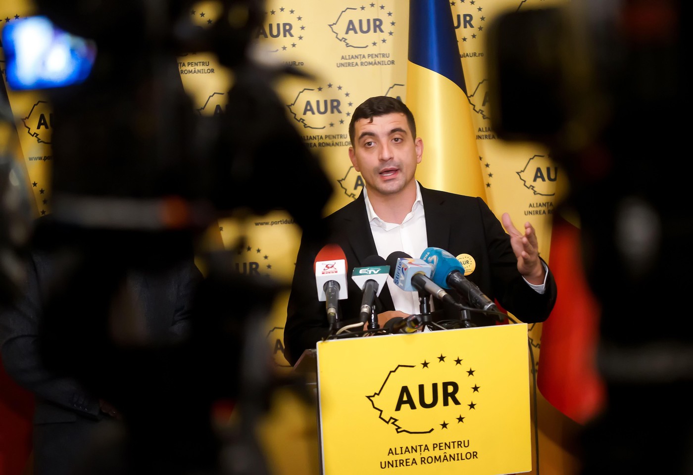 Traian Băsescu, reacție devastatoare despre George Simion și românii care l-au votat: „E grav. Incultura”