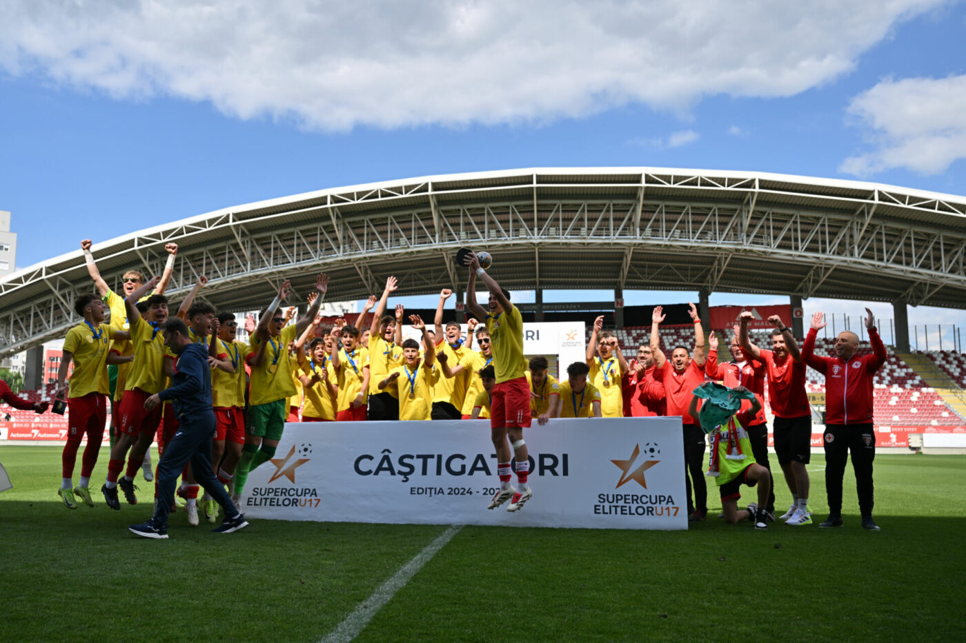UTA a realizat dubla: campionat și Supercupa Ligii Elitelor U17