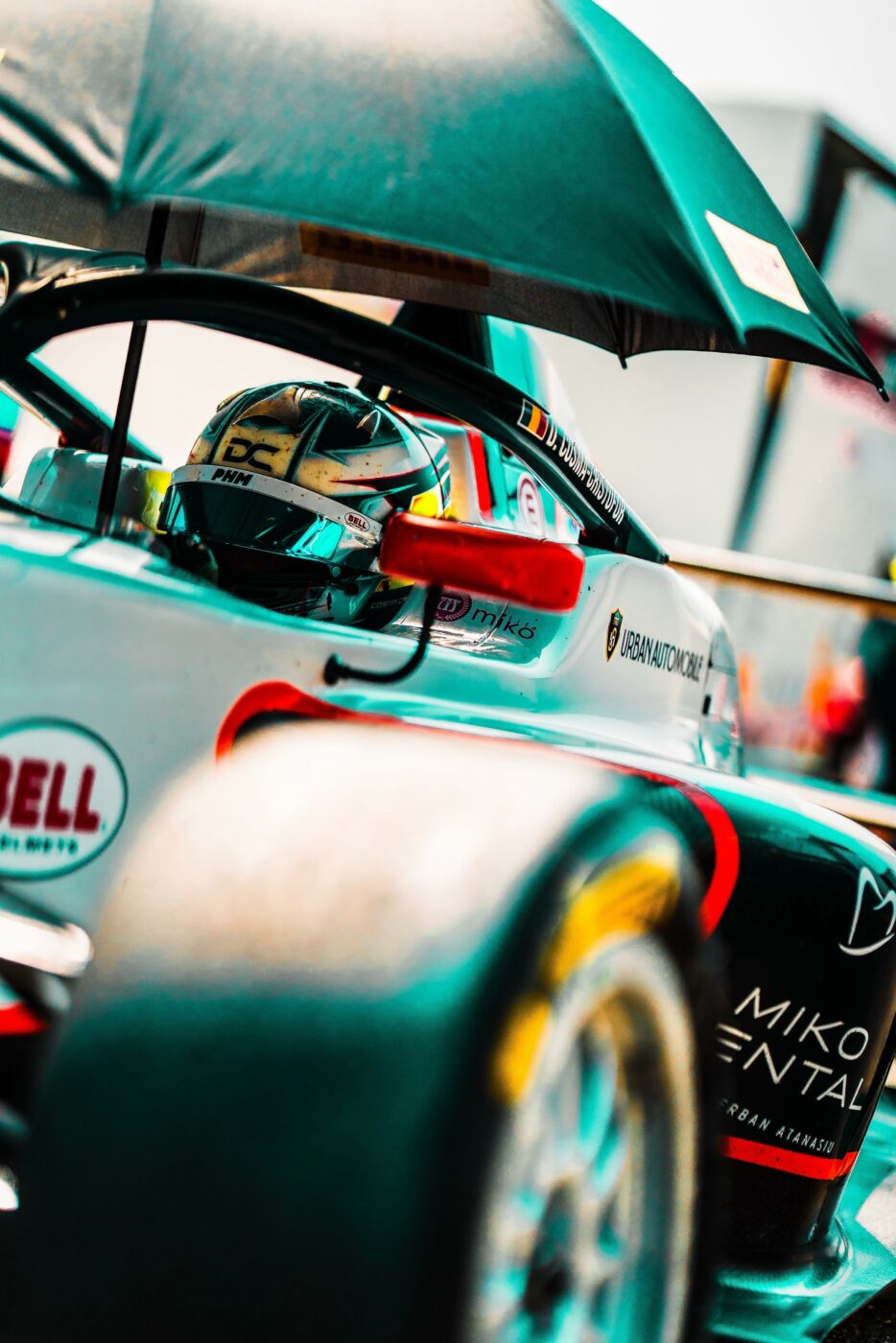 Un nou podium în Formula 4 pentru David Cosma Cristofor în Italia! Românul impresionează în continuare la debutul în această serie. SPECIAL