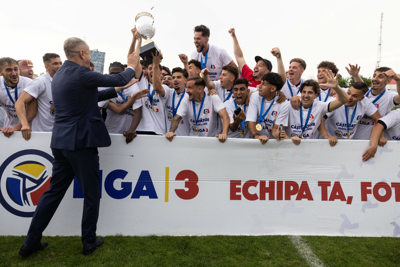 La 30 de minute după promovarea în Liga 2, o echipă a anunțat că vrea să fuzioneze: ”Suntem deschiși, decizia e la ei”