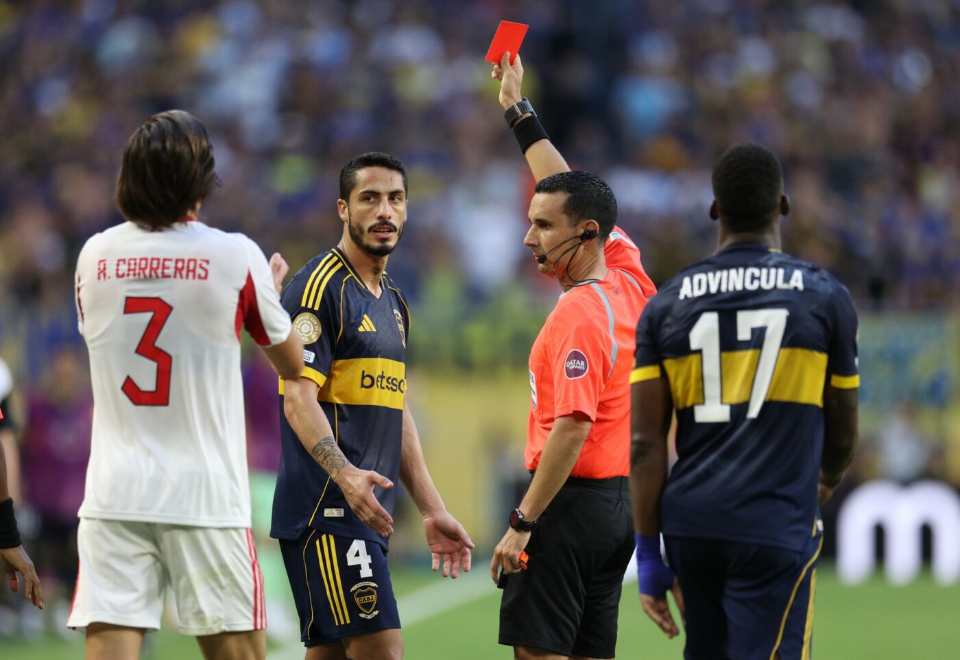 Cea mai bizară fază de la CM al cluburilor! Ce a putut să scoată arbitrul din buzunar, când a vrut să elimine un jucător