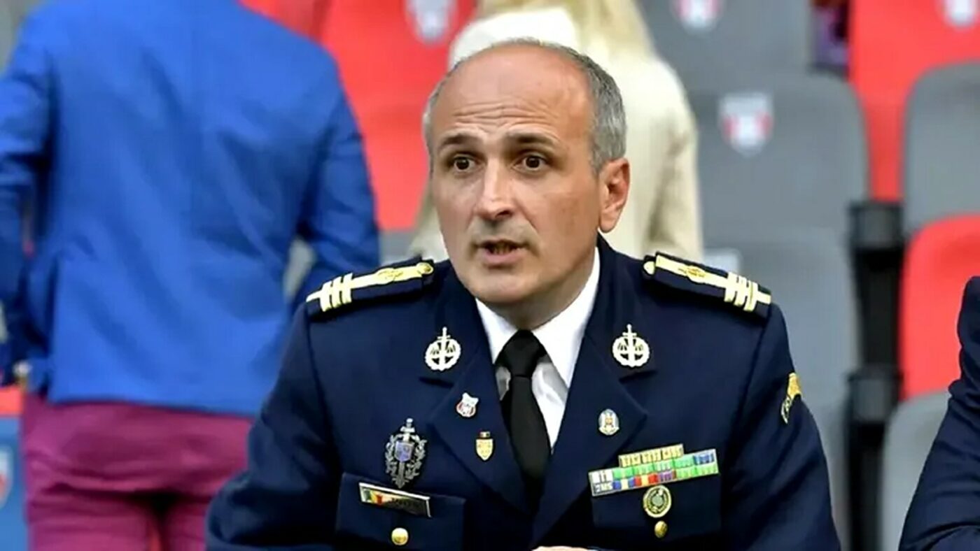 Contre-la-miezul-noptii-intre-Florin-Talpan-si-Ilie-Dumitrescu-in-razboiul-Steaua-FCSB.-„Nu-exista-sa-executi-ceva-1400x788.jpg