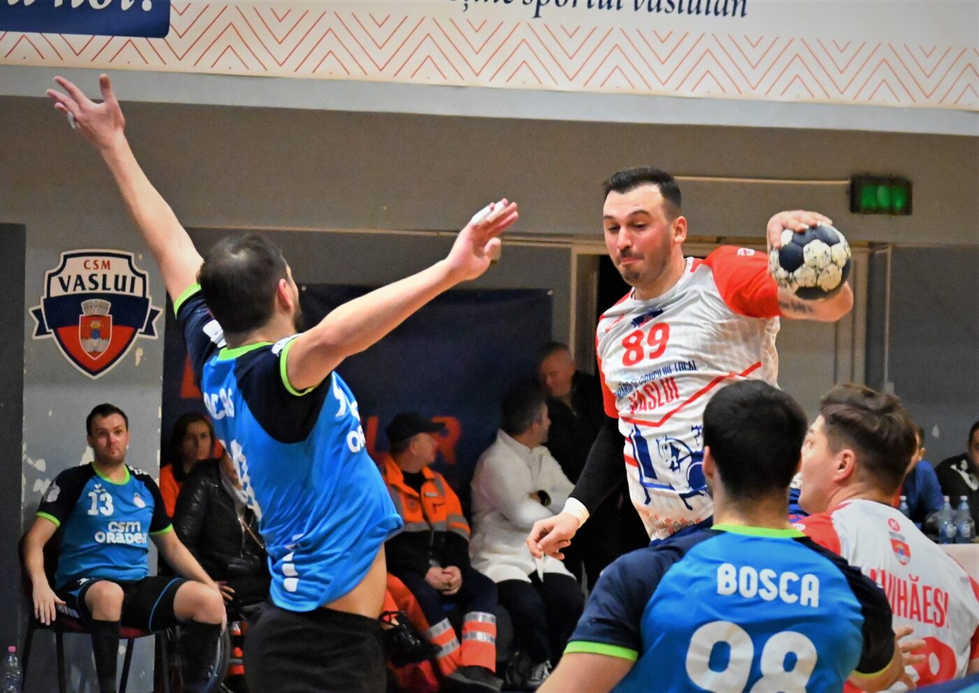 FR-Handbal-decizie-istorica-A-dat-pe-mana-Politiei-un-sportiv-care-ar-fi-pariat-ca-da-un-singur-gol-in-meci-desi-avea-o-medie-de-sase-reusite-in-Liga-Zimbrilor-1400x992.jpg