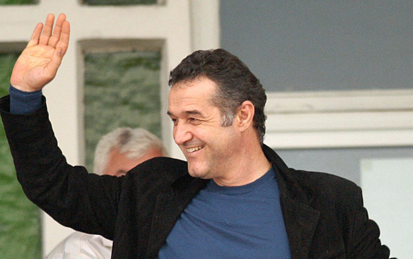 Gigi-Becali-a-pierdut-sume-colosale-la-ruleta-O-avere-irosita-dar-salvata-cu-tunuri-imobiliare.-„O-sa-faca-500.000-de-euro-1400x878.jpg