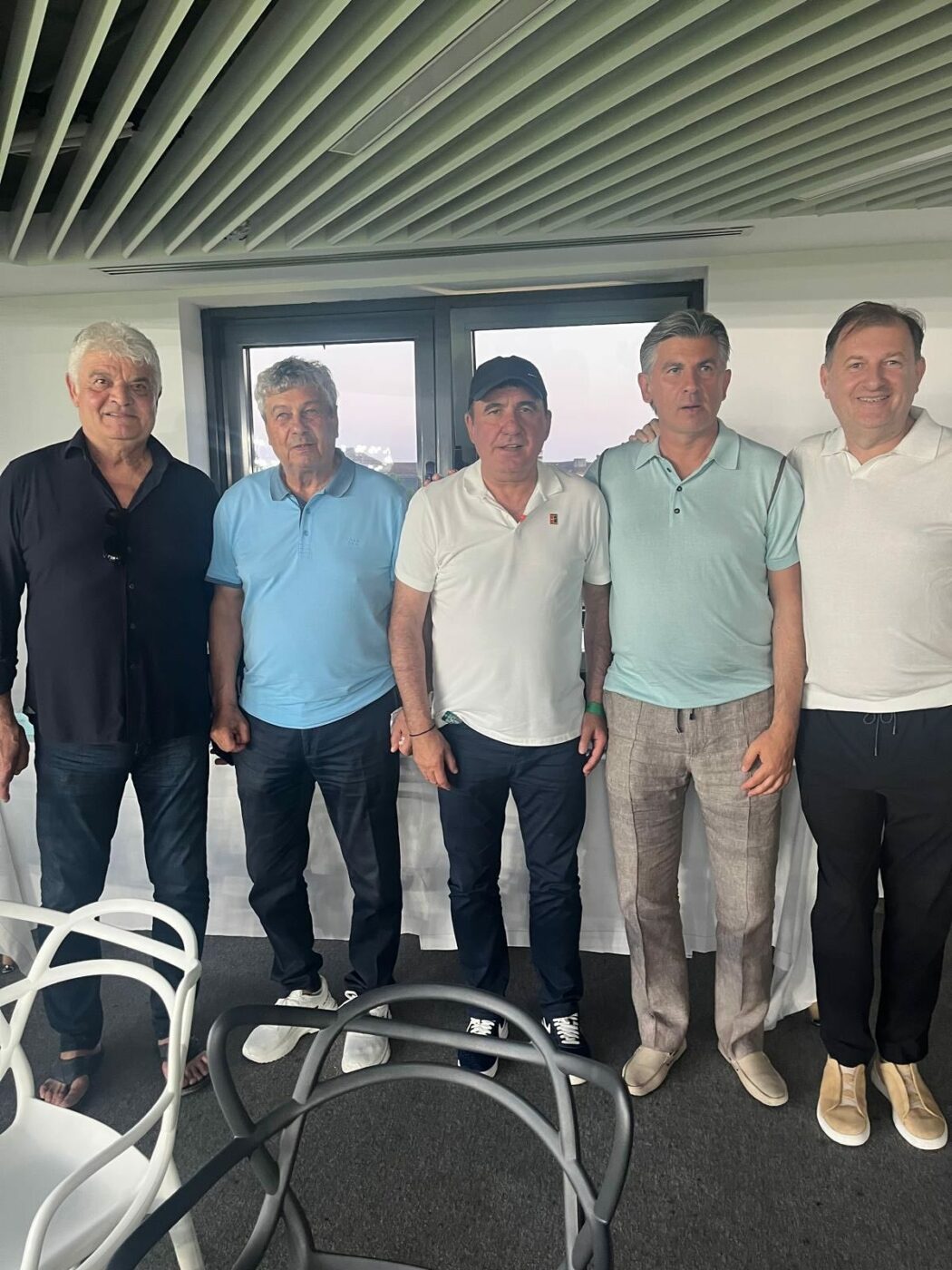 Imaginea serii de la România U19 – Danemarca U19 3-0: Gică Hagi, Mircea Lucescu, Ioan Andone şi Ionuț Lupescu au văzut triumful categoric