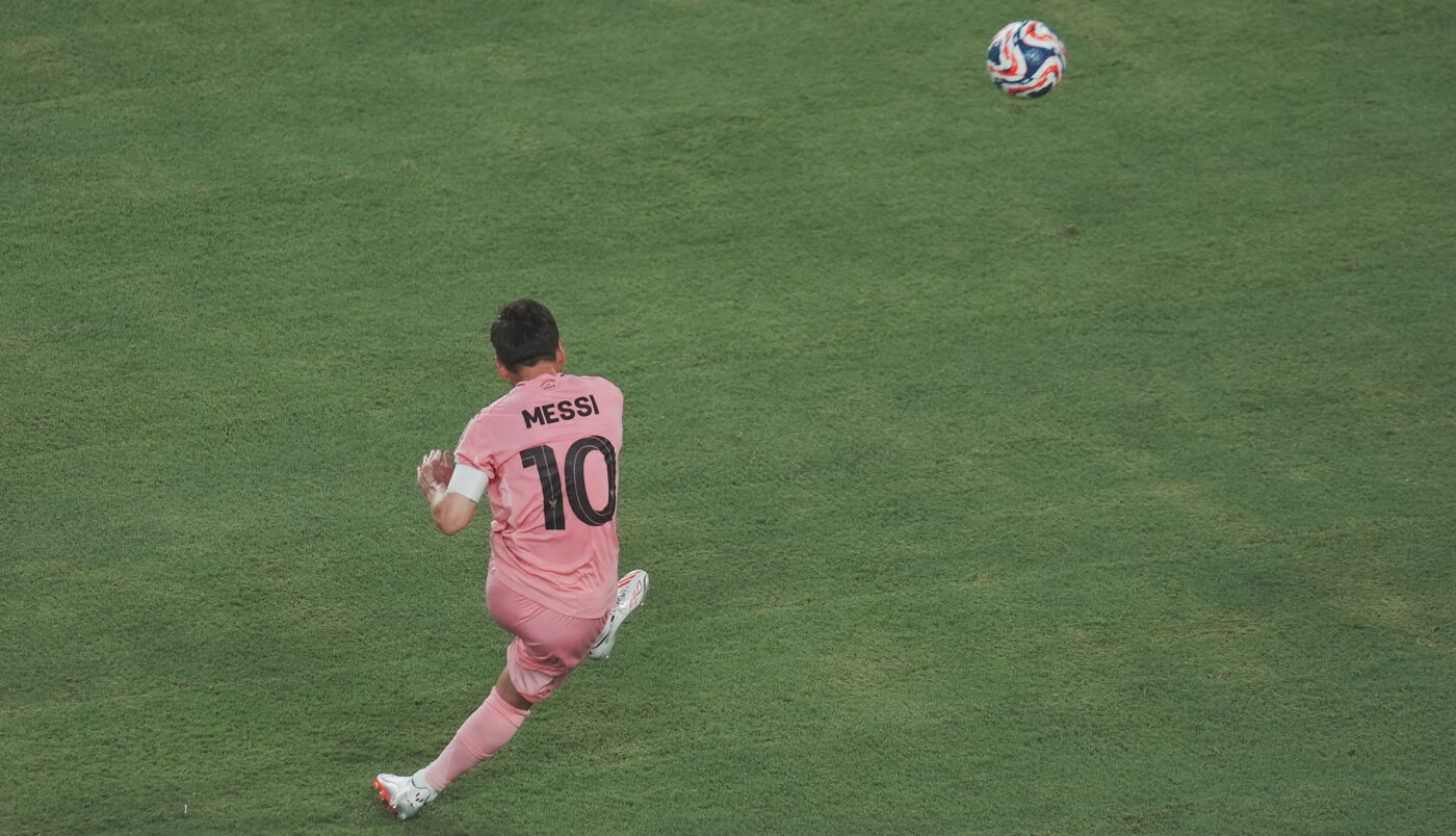 Messi, gol şi victorie uriaşă cu FC Porto la Campionatul Mondial al Cluburilor