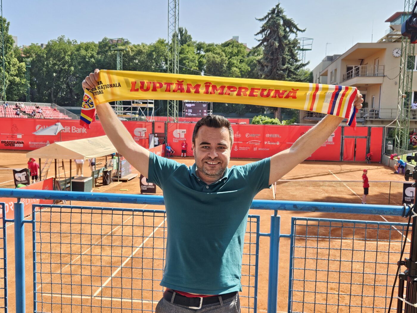 Negoita-fan-tenis-1400x1050.jpg