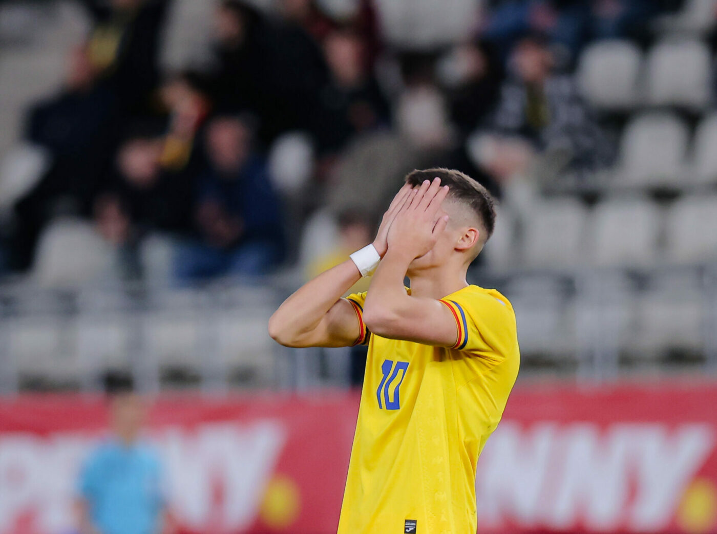 Prima reacție a șefilor FRF după ce dinamovistul Cătălin Cîrjan a părăsit lotul României U21: „Nu fac suporterii dinamoviști alegerea!”. Ce îl așteaptă pe starul lui Zeljko Kopic. EXCLUSIV