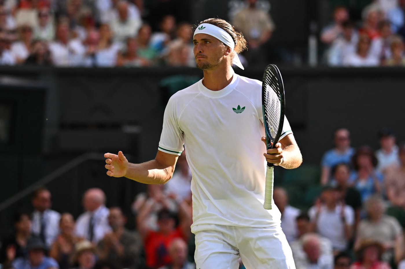 Alexander-Zverev-a-recunoscut-problemele-mintale-pe-care-le-are-dupa-eliminarea-de-la-Wimbledon.jpg