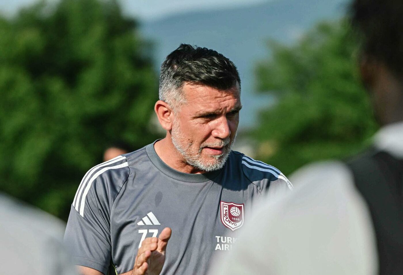 Antrenorul lui FK Sarajevo, nemulţumit de scorul primei manşe cu Universitatea Craiova: „Am jucat fantastic, trebuia să câştigăm mai clar”