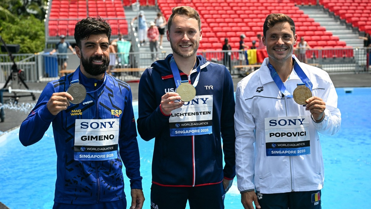 Constatin Popovici a luat bronzul la Campionatele Mondiale din Singapore la sărituri de la mare înălțime