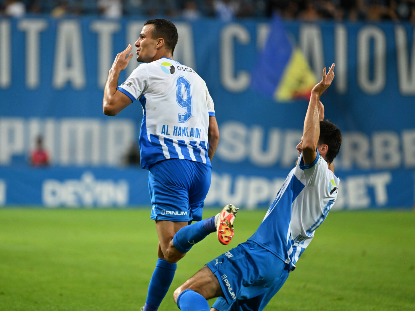 Cum arată primul 11 ideal din Superliga după etapa marilor surprize în care FCSB, Dinamo și CFR Cluj au pierdut iar Universitatea Craiova, Rapid și Farul sunt lideri!
