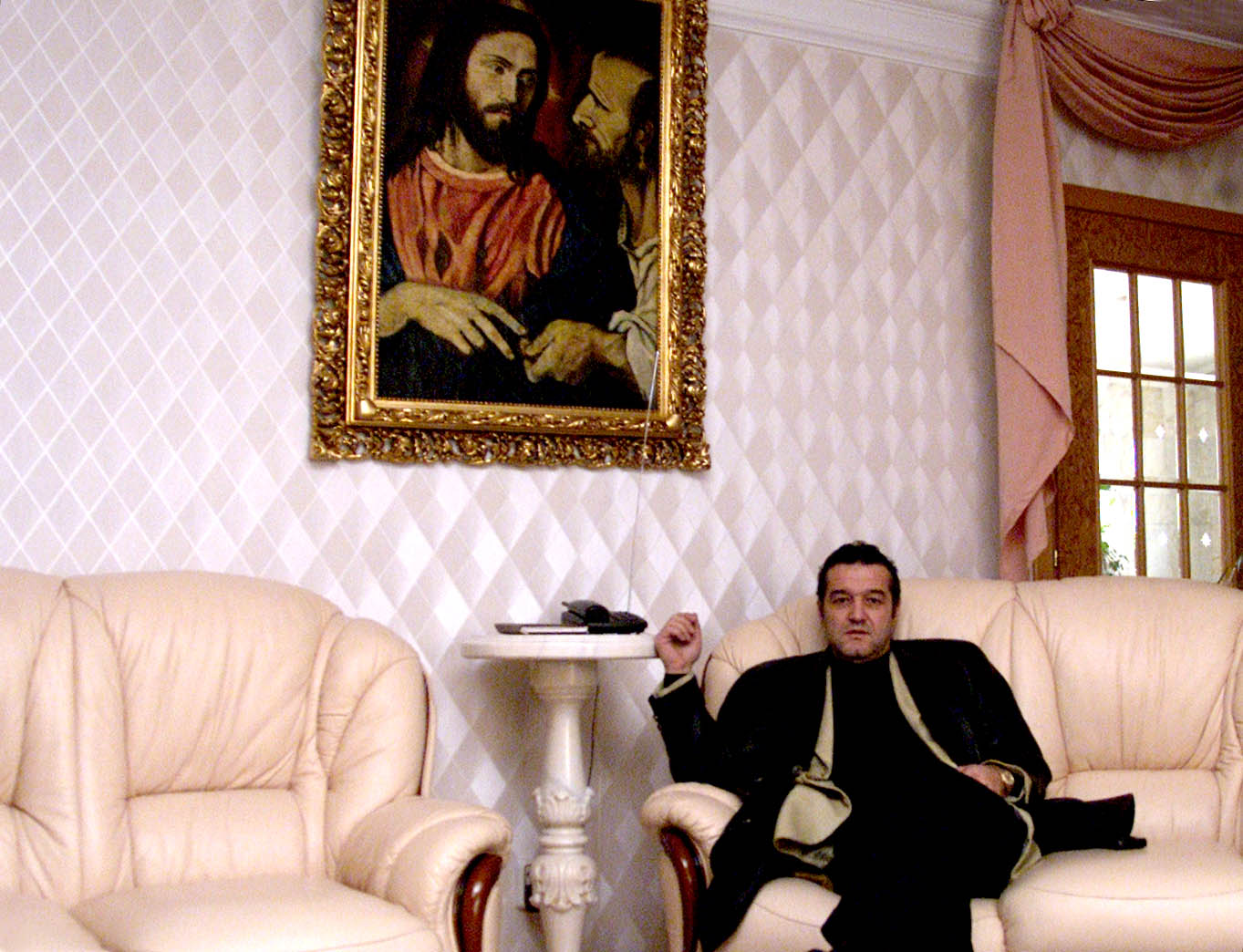Cum-era-de-fapt-Gigi-Becali-in-perioada-in-care-nu-era-celebru-si-nu-devenise-patronul-FCSB-„Venea-foarte-des.jpg