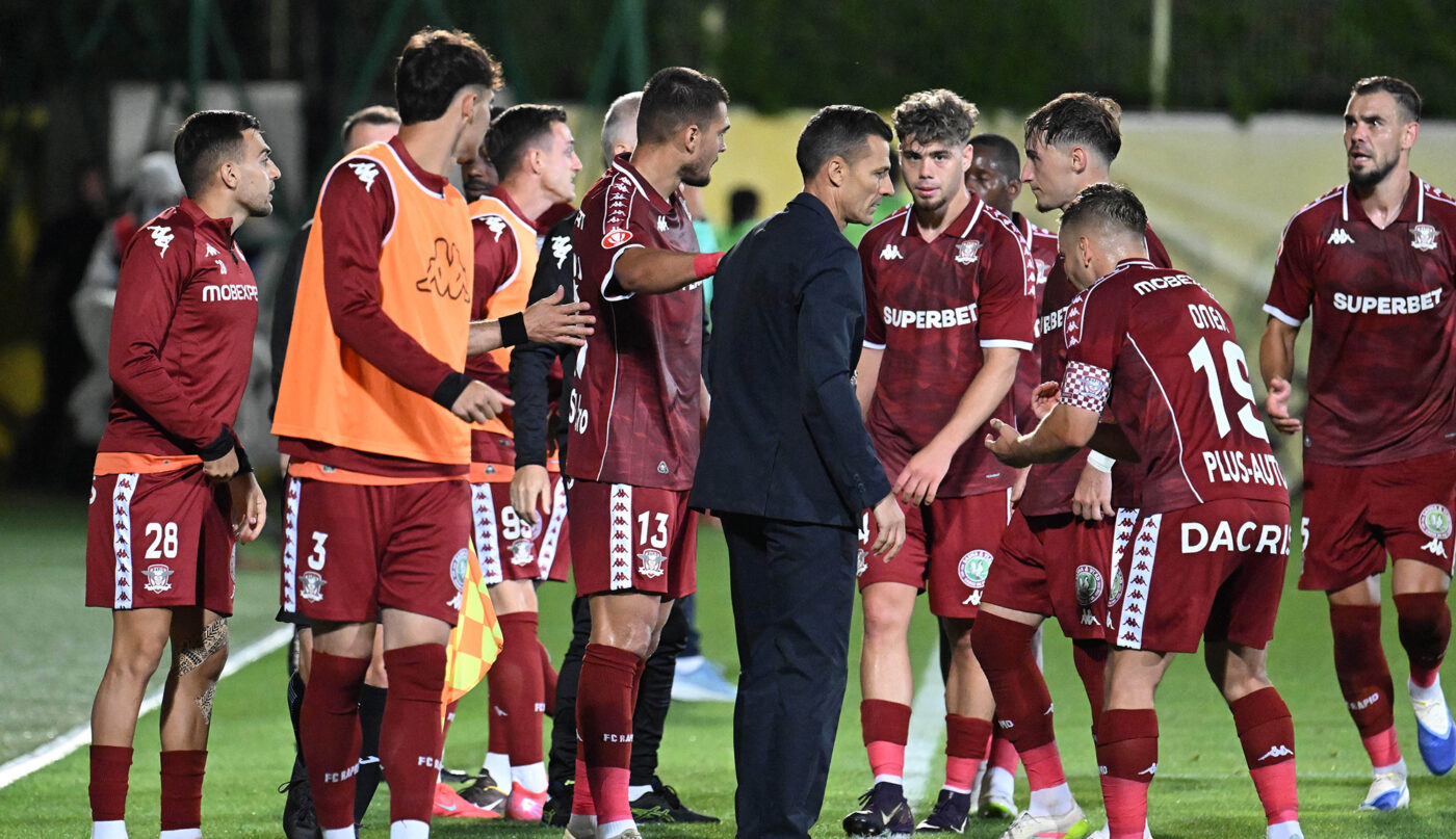 De ce i-a trecut Costel Gâlcă pe linie moartă pe Andrei Borza și Constantin Grameni. Antrenorul Rapidului voia să ia o decizie și mai drastică, dar n-a fost lăsat de conducere