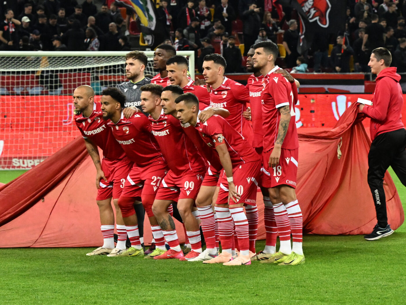 Dinamo i-a oferit un salariu uriaș fotbalistului care a fost star la Gică Hagi și fantomă la Rapid