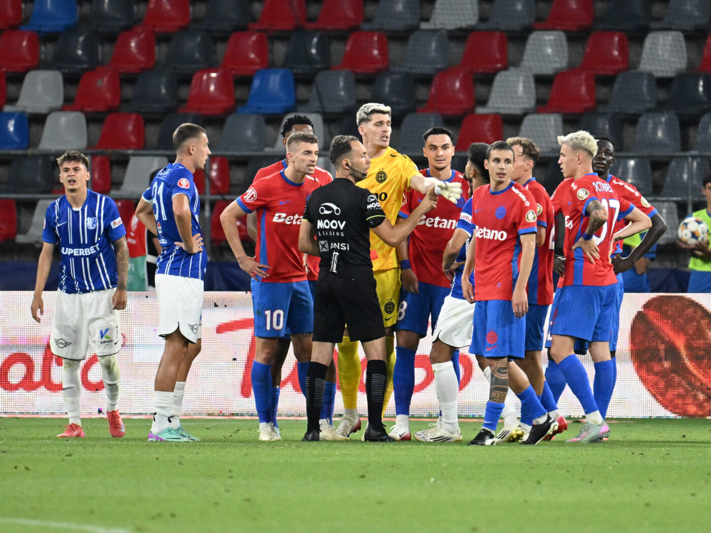 Dovezile zguduitoare că George Găman e arbitrul de aur al echipei lui Gică Hagi iar Elias Charalambous, Florin Tănase și Emil Grădinescu au simțit ceva: „Nici dacă Farul era Real Madrid…” EXCLUSIV