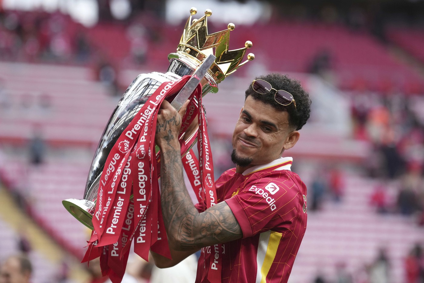 Este oficial! Dorit de Barcelona și Bayern Munchen, Luis Diaz a semnat cu noua echipă
