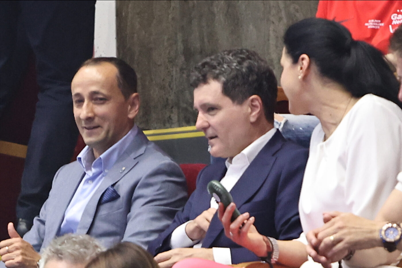 „Lui Nicuşor Dan îi e frică de ăştia”. Mitică Dragomir a numit persoanele de care se teme preşedintele României, pe care îl consideră cel mai puternic om din țară
