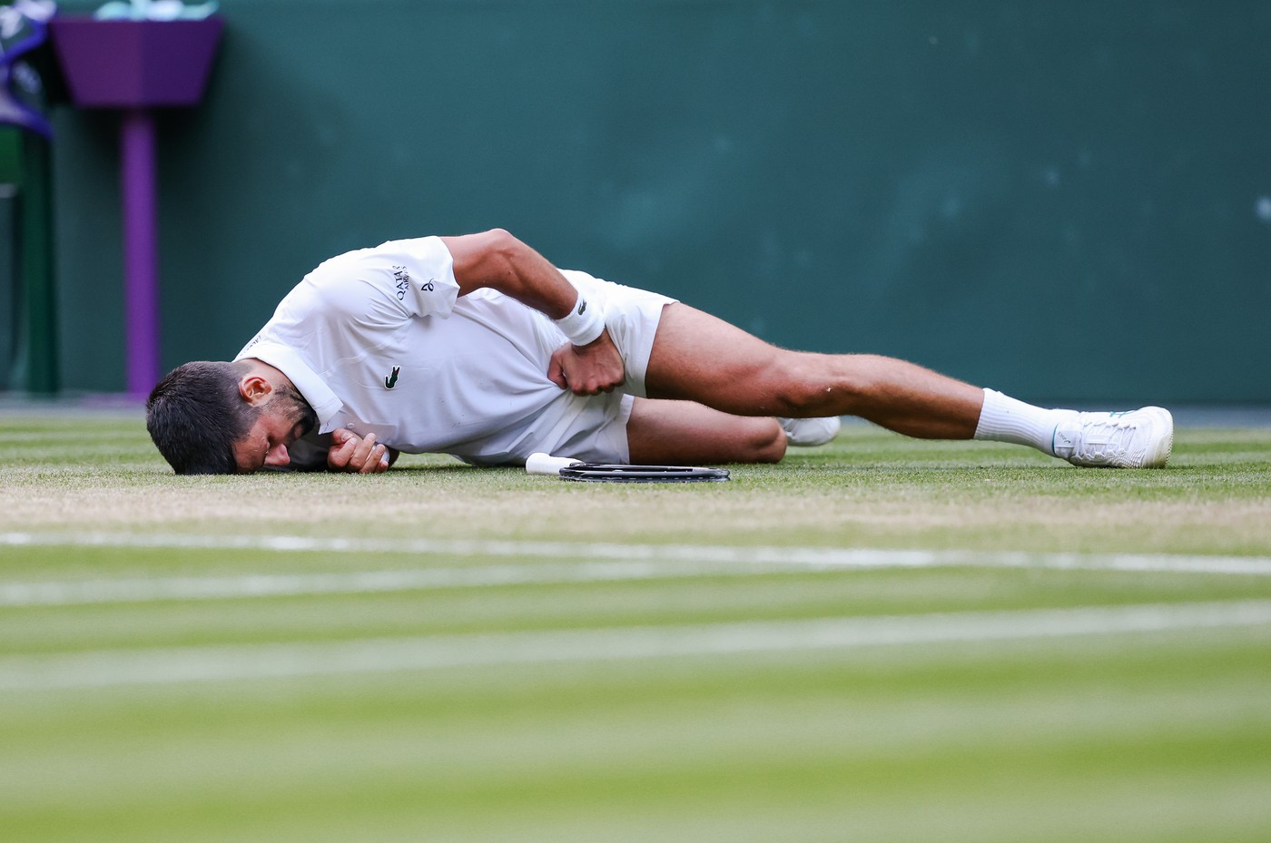 Pericol la Wimbledon. Novak Djokovic nu s-a antrenat, după ce a alunecat și s-a accidentat în sferturi