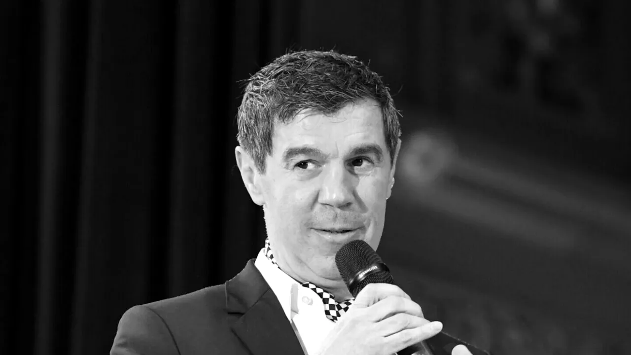 Putini-au-stiut-ce-educatie-a-avut-Mihai-Leu-„Am-ajuns-la-liceul-Gheorghe-Lazar-in-clasa-a-XI-a.-Radeau-colegii-ca-eram-ardelean-si-ziceam-no-hai.webp