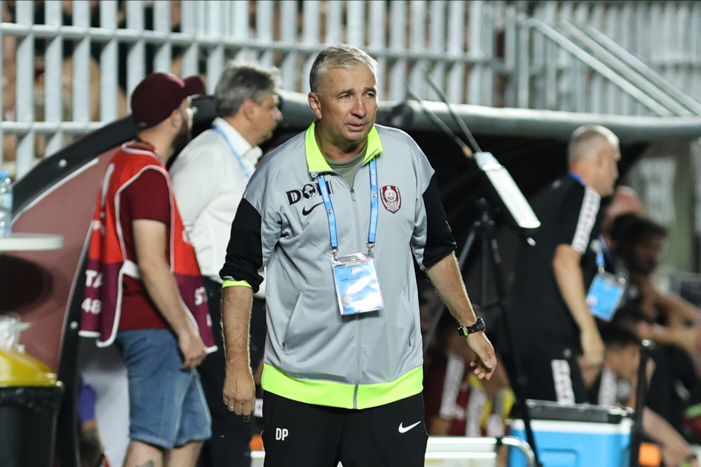 Reacția de mare antrenor a lui Dan Petrescu, după ce Muhar a ratat penalty în Lugano – CFR Cluj