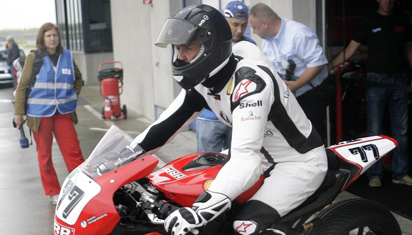 Se vinde la preț de chilipir motocicleta lui Michael Schumacher