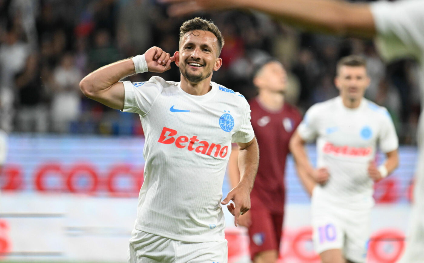 Ștefănescu a acceptat oferta lui Dinamo. Transferul de la FCSB e ca și făcut!