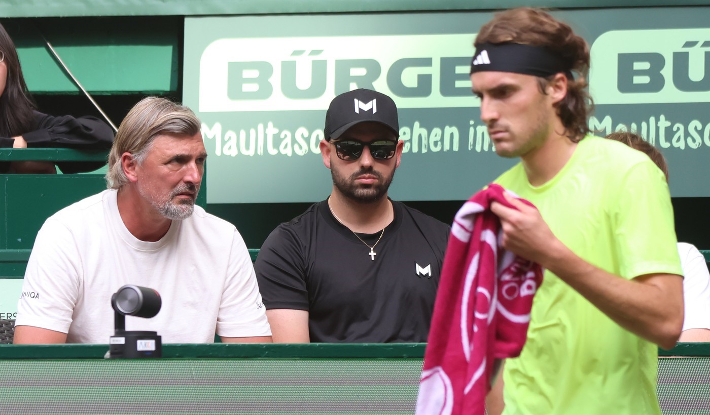 Stefanos-Tsitsipas-a-rupt-tacerea-despre-colaborarea-cu-Goran-Ivanisevic-care-s-a-terminat-cu-scandal.-„E-dificil-sa-ai-dictatori.jpg