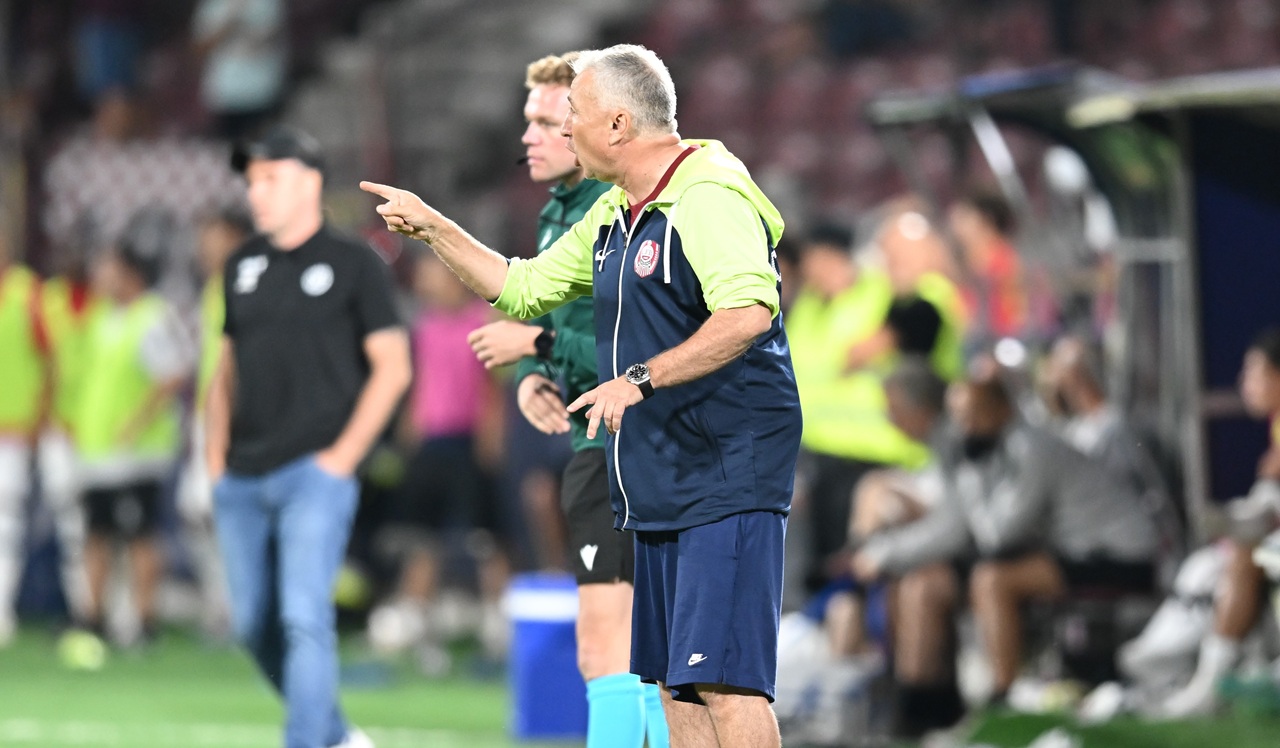 Scene şocante! Dan Petrescu a cerut penalty, a fost eliminat pentru proteste şi l-a înjurat pe arbitrul Rareş Vidican!