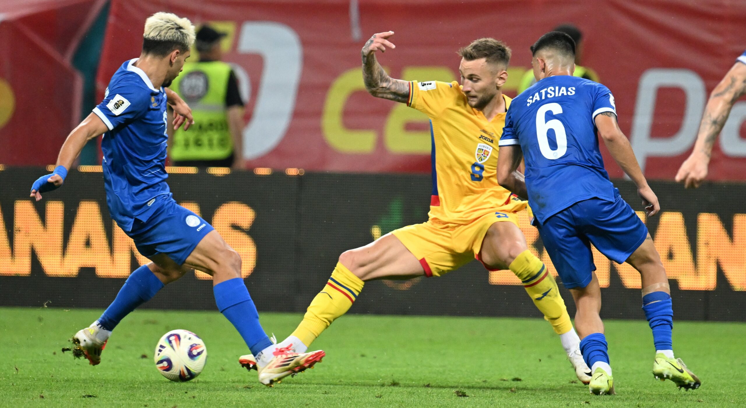 Cine transmite la TV Cipru - România