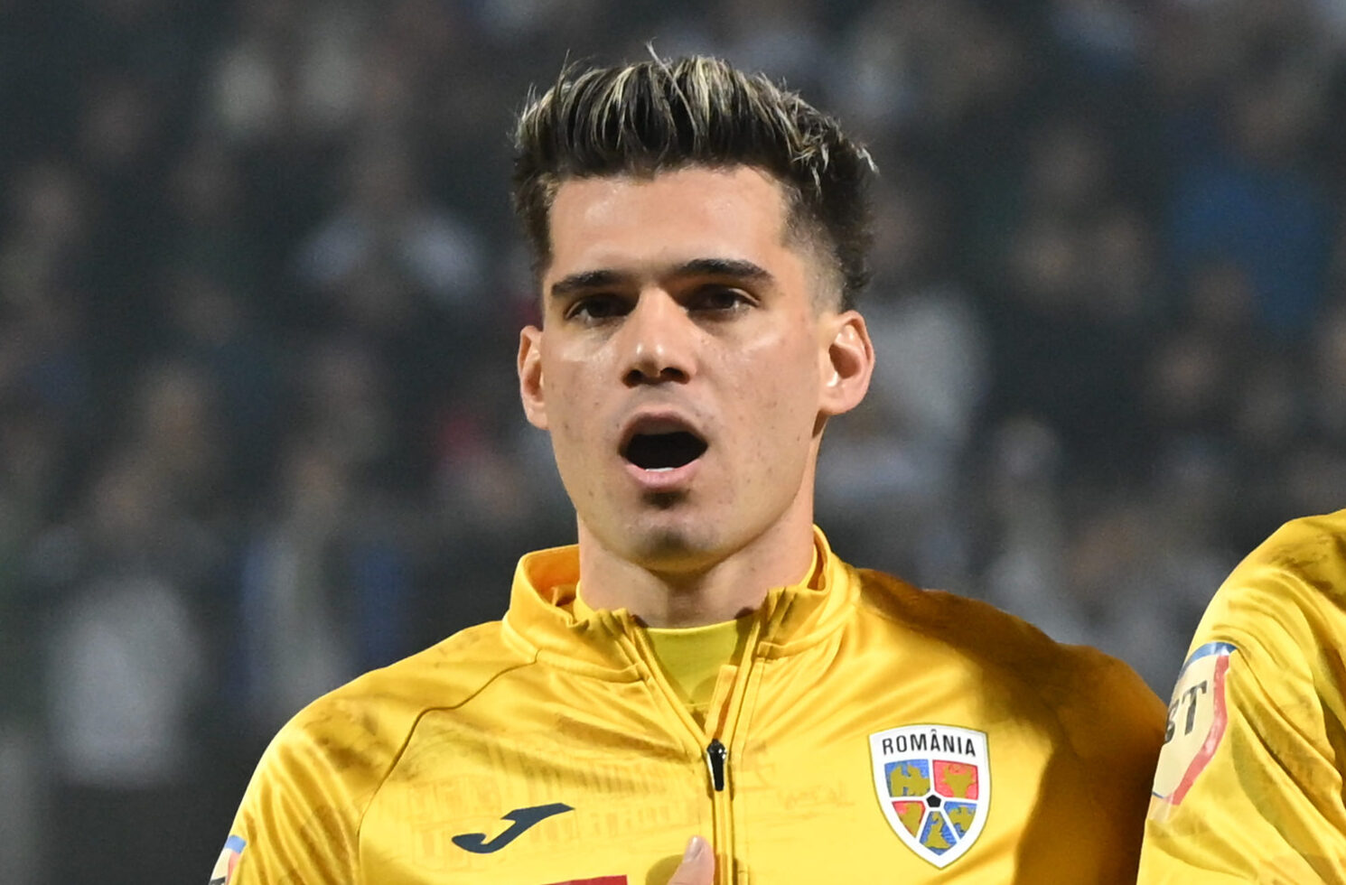 Ianis Hagi a dezvăluit cum e viața de tătic și ce face nepotul lui Gică ...