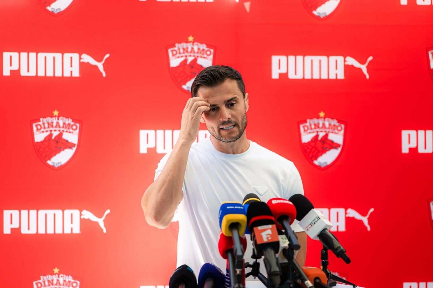 MERCATO Andrei Nicolescu, anunț despre plecările de la Dinamo: „Nu sunt de nivelul necesar acum”